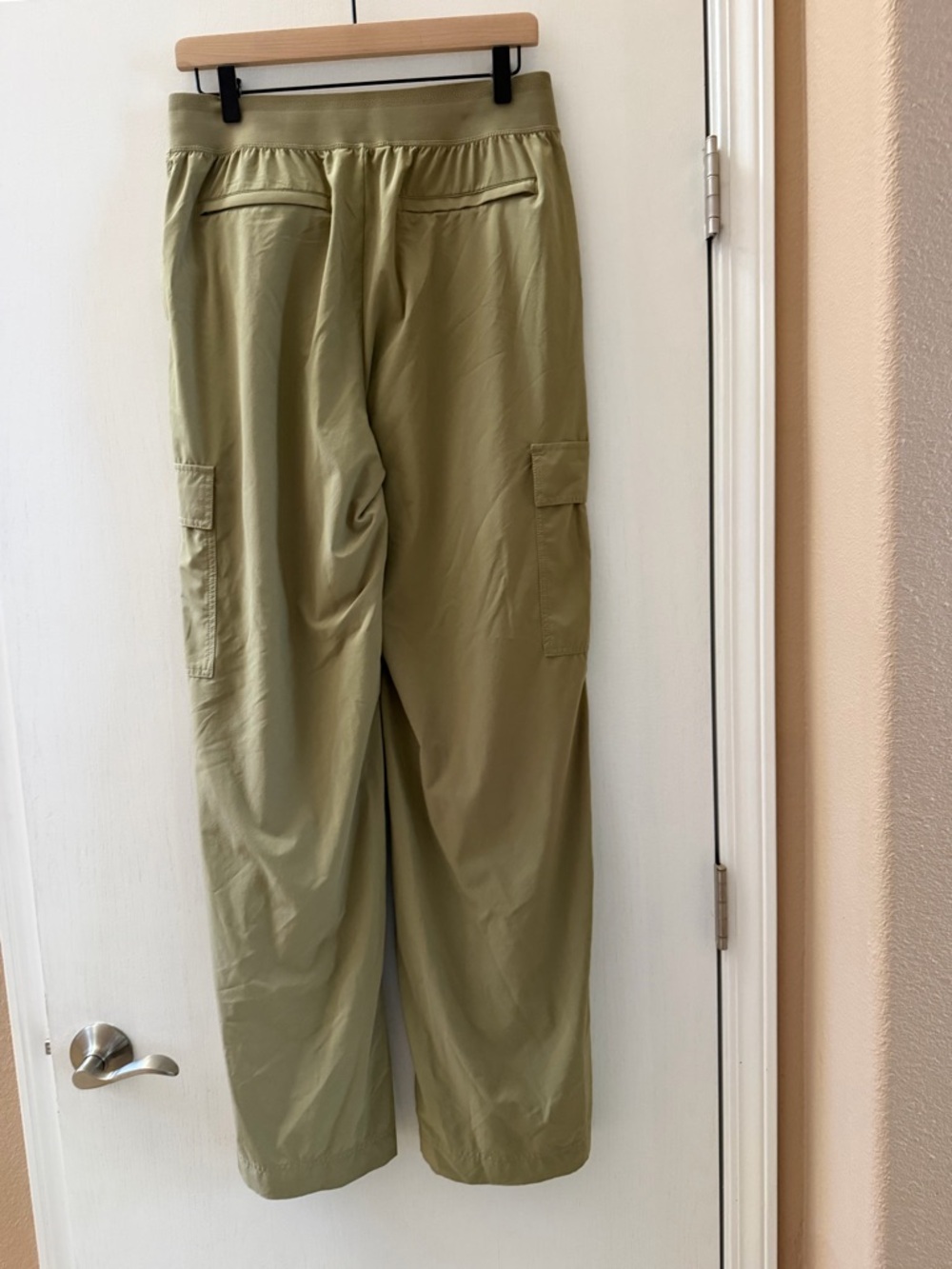 Athleta Olive Green Active Pants 8T - Picture 3 of 5